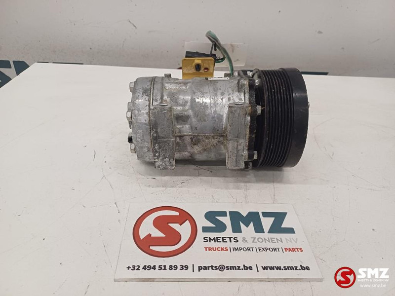 Caterpillar Refrigerant compressor Caterpillar - מנוע וחלקים עבור ציוד לטיפול בחומרים: תמונה 1 Caterpillar Refrigerant compressor Caterpillar - מנוע וחלקים עבור ציוד לטיפול בחומרים: תמונה 1