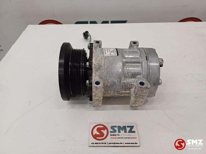 Caterpillar Refrigerant compressor Caterpillar - מנוע וחלקים עבור ציוד לטיפול בחומרים: תמונה 1 Caterpillar Refrigerant compressor Caterpillar - מנוע וחלקים עבור ציוד לטיפול בחומרים: תמונה 1