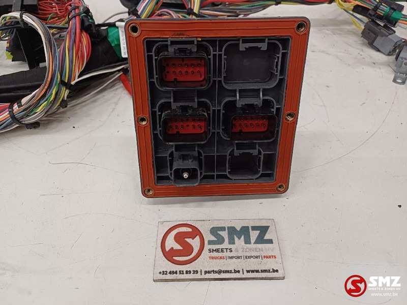 Caterpillar Wiring harness cab Caterpillar - כבלים/ רתמת חוט עבור משאית: תמונה 4 Caterpillar Wiring harness cab Caterpillar - כבלים/ רתמת חוט עבור משאית: תמונה 4