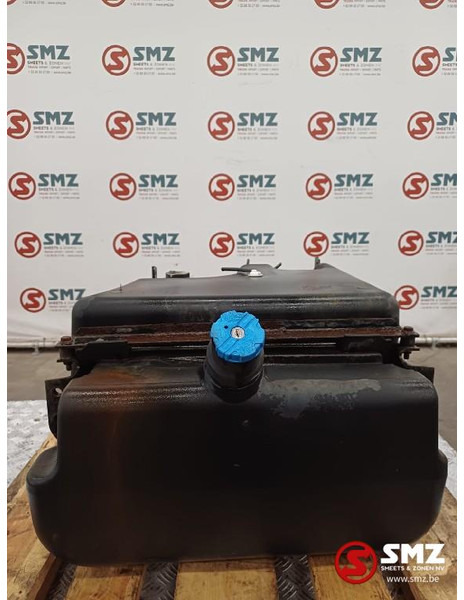 DAF Occ AdBluetank 100L Euro5 DAF - מערכת דלק עבור משאית: תמונה 3 DAF Occ AdBluetank 100L Euro5 DAF - מערכת דלק עבור משאית: תמונה 3