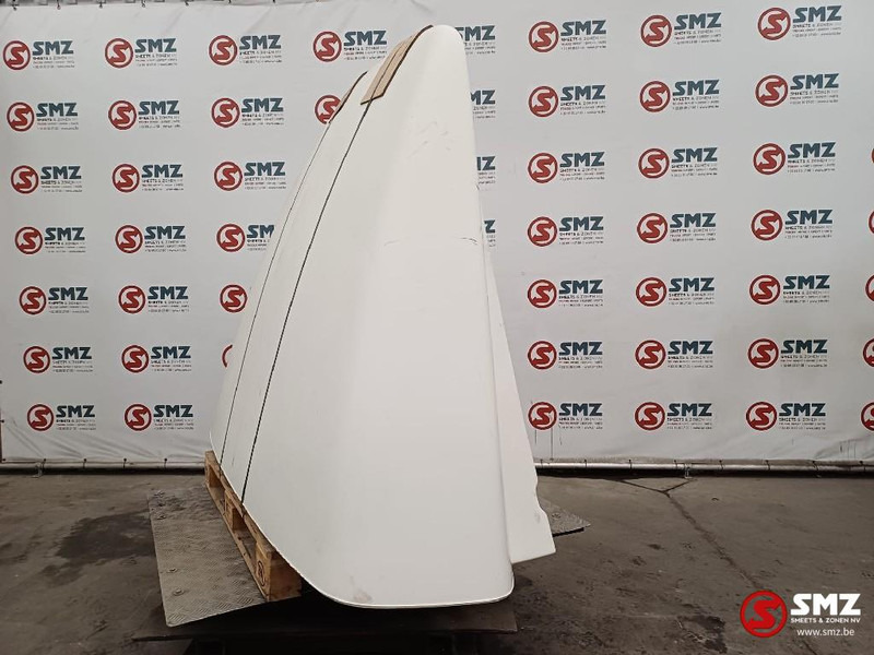 DAF Occ dakspoiler DAF - אווירודינמיקה/ ספוילר עבור משאית: תמונה 3 DAF Occ dakspoiler DAF - אווירודינמיקה/ ספוילר עבור משאית: תמונה 3
