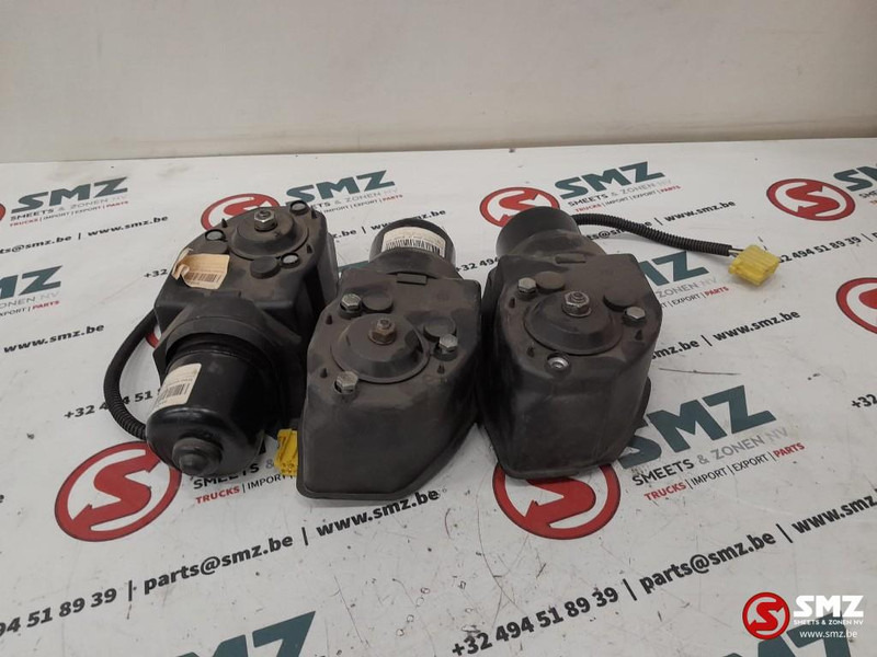 DAF Set van 3 ruitenwissermotors DAF - מגב עבור משאית: תמונה 1 DAF Set van 3 ruitenwissermotors DAF - מגב עבור משאית: תמונה 1