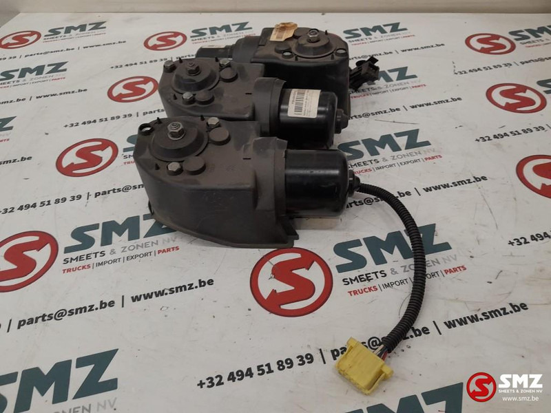 DAF Set van 3 ruitenwissermotors DAF - מגב עבור משאית: תמונה 3 DAF Set van 3 ruitenwissermotors DAF - מגב עבור משאית: תמונה 3