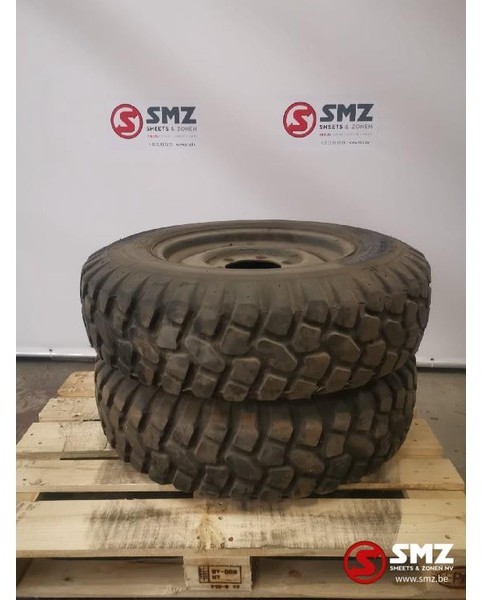 Diversen Occ Band 10.5r20 rechapé + velg - חבילת גלגלים וצמיגים עבור משאית: תמונה 1 Diversen Occ Band 10.5r20 rechapé + velg - חבילת גלגלים וצמיגים עבור משאית: תמונה 1