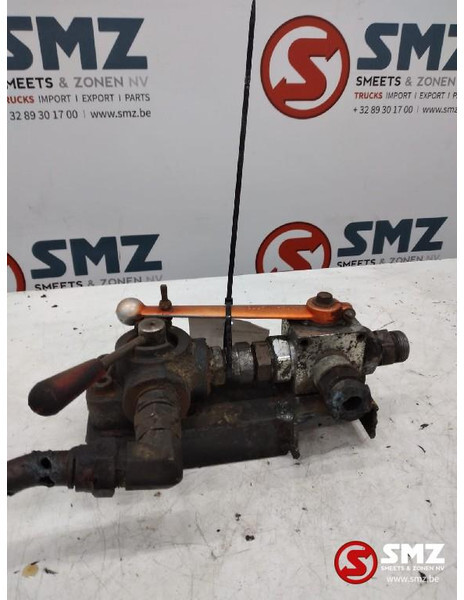 Diversen Occ hydraulisch driewegventiel OMFB - חלקי הידרוליקה עבור משאית: תמונה 1 Diversen Occ hydraulisch driewegventiel OMFB - חלקי הידרוליקה עבור משאית: תמונה 1