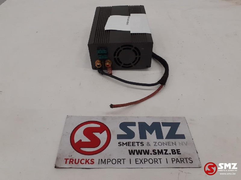 Diversen Occ omvormer AFX 24V-230V 500W - מערכת חשמל עבור משאית: תמונה 3 Diversen Occ omvormer AFX 24V-230V 500W - מערכת חשמל עבור משאית: תמונה 3