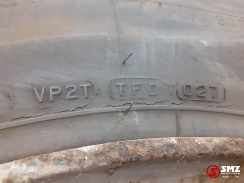 Firestone Occ vrachtwagenband Firestone 12.00R20 - צמיג עבור משאית: תמונה 4 Firestone Occ vrachtwagenband Firestone 12.00R20 - צמיג עבור משאית: תמונה 4