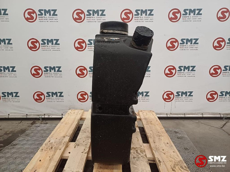 Iveco Occ AdBluetank 62L Iveco - מערכת דלק עבור משאית: תמונה 4 Iveco Occ AdBluetank 62L Iveco - מערכת דלק עבור משאית: תמונה 4