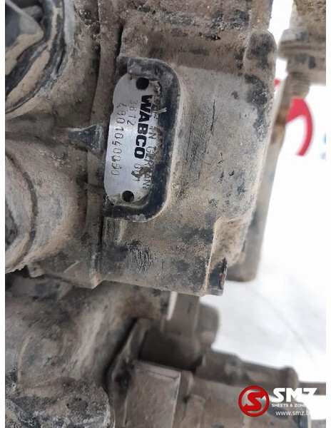 Iveco Occ EBS achterasmodulator Iveco - חלקי חילוף עבור משאית: תמונה 3 Iveco Occ EBS achterasmodulator Iveco - חלקי חילוף עבור משאית: תמונה 3