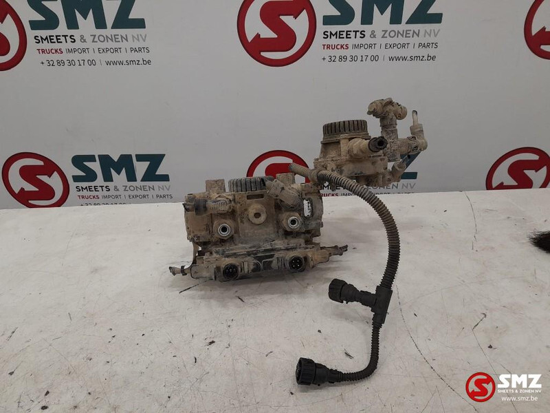 Iveco Occ EBS achterasmodulator Iveco - חלקי חילוף עבור משאית: תמונה 1 Iveco Occ EBS achterasmodulator Iveco - חלקי חילוף עבור משאית: תמונה 1