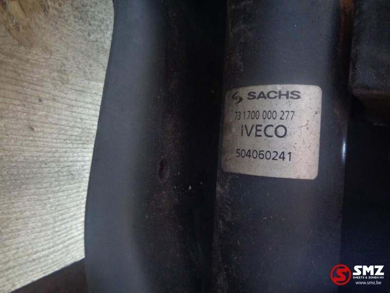 Iveco Occ cabineophanging stralis + schokdemper - מתלה תא עבור משאית: תמונה 4 Iveco Occ cabineophanging stralis + schokdemper - מתלה תא עבור משאית: תמונה 4