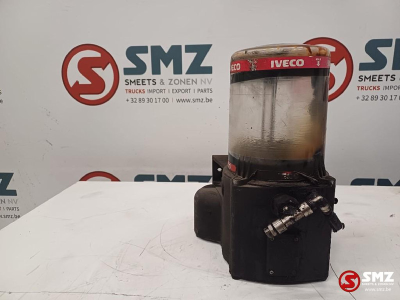 Iveco Occ centrale vetsmering Iveco - מסגרת/ שלדה עבור משאית: תמונה 3 Iveco Occ centrale vetsmering Iveco - מסגרת/ שלדה עבור משאית: תמונה 3