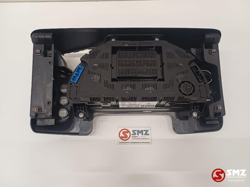 Iveco Occ instrumentenpaneel Iveco - לוח מחוונים עבור משאית: תמונה 2 Iveco Occ instrumentenpaneel Iveco - לוח מחוונים עבור משאית: תמונה 2