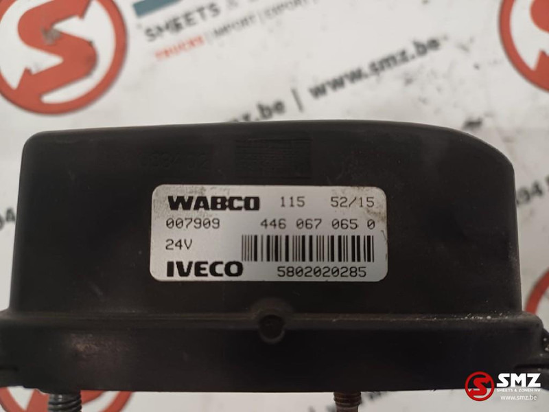 Iveco Occ radar sensor Iveco - חיישן עבור משאית: תמונה 4 Iveco Occ radar sensor Iveco - חיישן עבור משאית: תמונה 4