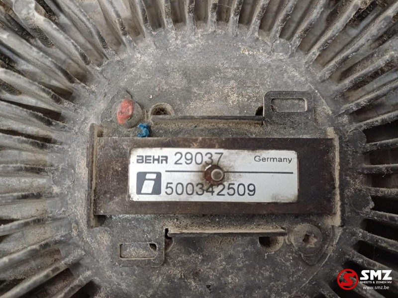 Iveco Occ visco koppeling + ventilator Cursor 8 Iveco - מאוורר עבור משאית: תמונה 3 Iveco Occ visco koppeling + ventilator Cursor 8 Iveco - מאוורר עבור משאית: תמונה 3