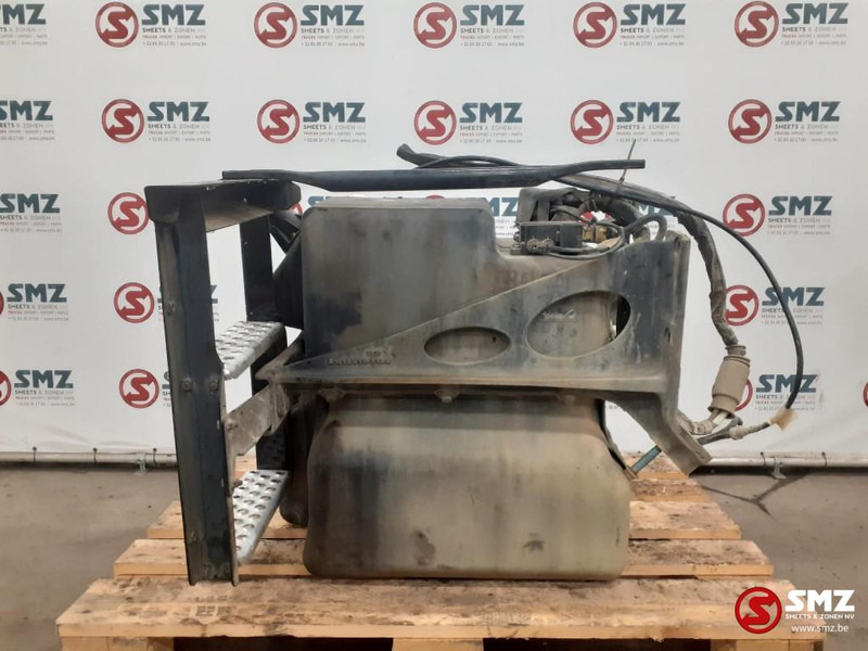 MAN Occ AdBluetank MAN - מערכת דלק עבור משאית: תמונה 1 MAN Occ AdBluetank MAN - מערכת דלק עבור משאית: תמונה 1