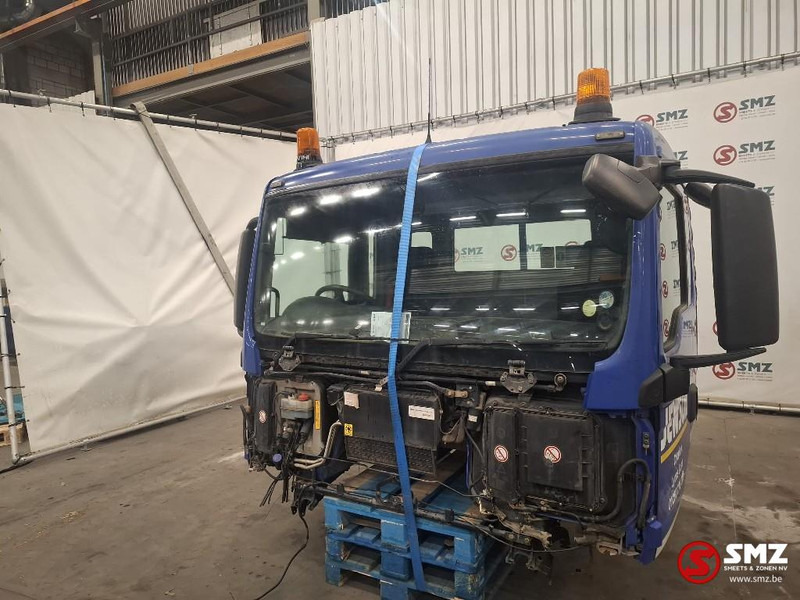 MAN Occ Cabine compleet MAN TGS RHD - תא ופנים הרכב עבור משאית: תמונה 4 MAN Occ Cabine compleet MAN TGS RHD - תא ופנים הרכב עבור משאית: תמונה 4