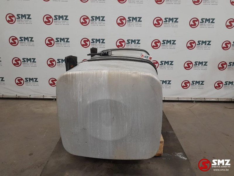 MAN Occ brandstoftank 600L + steunen MAN - מכל דלק עבור משאית: תמונה 4 MAN Occ brandstoftank 600L + steunen MAN - מכל דלק עבור משאית: תמונה 4