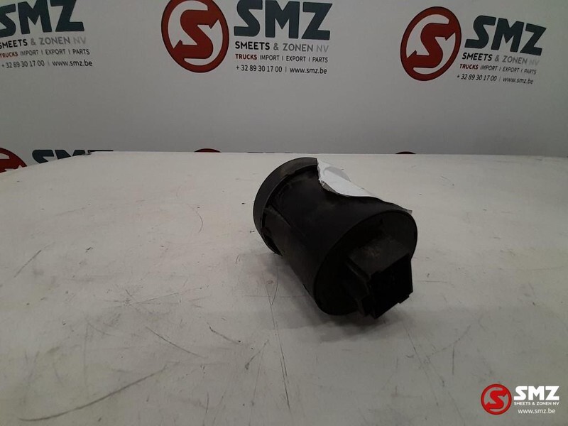 MAN Occ koplampschakelaar MAN TGX 81255056877 - תא ופנים הרכב עבור משאית: תמונה 3 MAN Occ koplampschakelaar MAN TGX 81255056877 - תא ופנים הרכב עבור משאית: תמונה 3