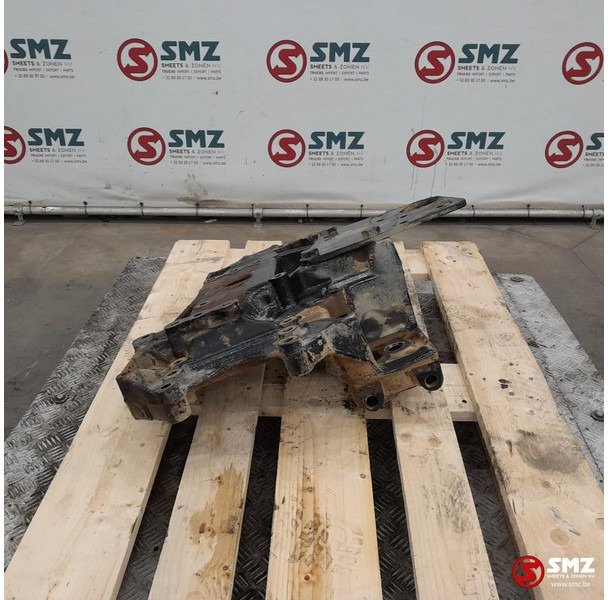 MAN Occ montagebeugel voorveer rechts MAN - מסגרת/ שלדה עבור משאית: תמונה 3 MAN Occ montagebeugel voorveer rechts MAN - מסגרת/ שלדה עבור משאית: תמונה 3