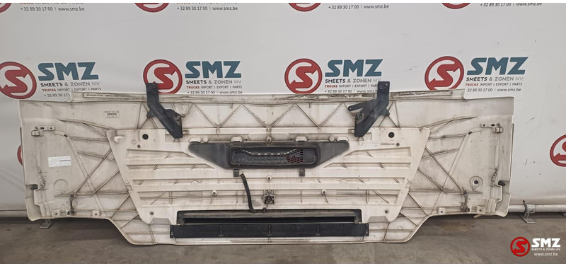 MAN Occ radiatorgrille MAN - גריל עבור משאית: תמונה 2 MAN Occ radiatorgrille MAN - גריל עבור משאית: תמונה 2