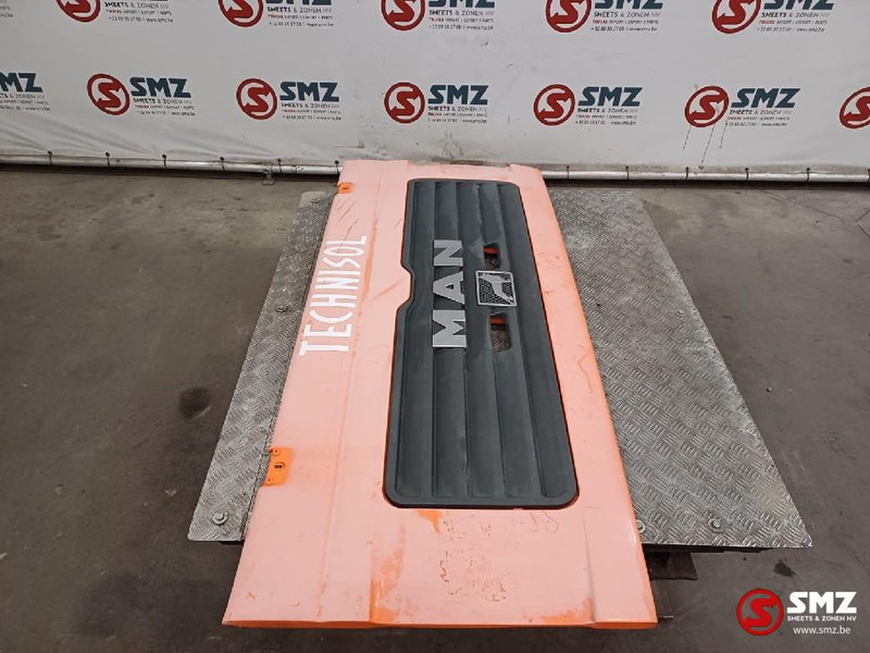 MAN Occ radiatorgrille MAN - גריל עבור משאית: תמונה 3 MAN Occ radiatorgrille MAN - גריל עבור משאית: תמונה 3