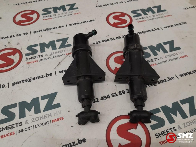 MAN Occ set van 2 koplampsproeiers MAN - תא ופנים הרכב עבור משאית: תמונה 1 MAN Occ set van 2 koplampsproeiers MAN - תא ופנים הרכב עבור משאית: תמונה 1