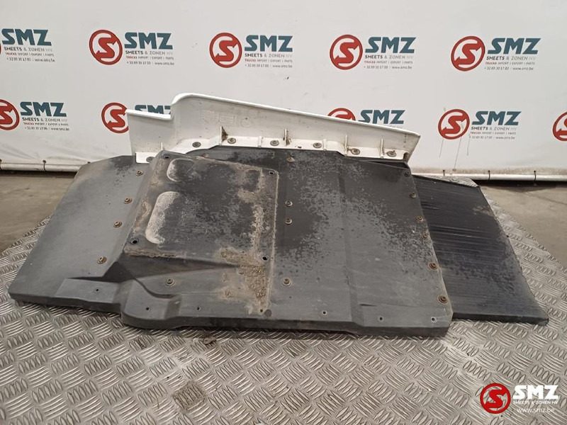 MAN Occ spatbord vooraan rechts MAN - גוף וחלק חיצוני עבור משאית: תמונה 3 MAN Occ spatbord vooraan rechts MAN - גוף וחלק חיצוני עבור משאית: תמונה 3