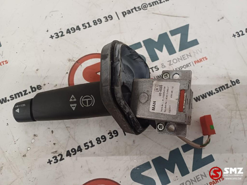 MAN Occ stuurkolomschakelaar retarder MAN - מערכת חשמל עבור משאית: תמונה 1 MAN Occ stuurkolomschakelaar retarder MAN - מערכת חשמל עבור משאית: תמונה 1