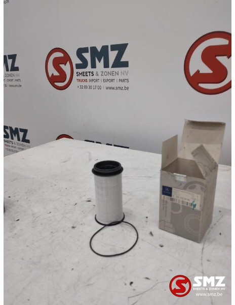 Mercedes-Benz Lot van 23 oliefilters mercedes actros - מסנן שמן עבור משאית: תמונה 1 Mercedes-Benz Lot van 23 oliefilters mercedes actros - מסנן שמן עבור משאית: תמונה 1