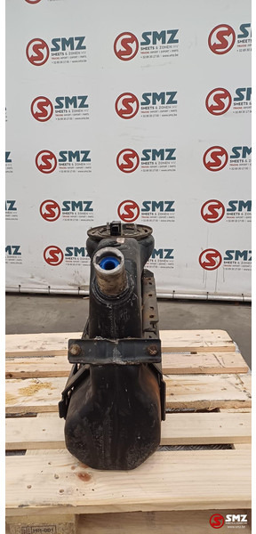 Mercedes-Benz Occ AdBluetank 25L + AdBlueniveausensor Mercedes - מערכת דלק עבור משאית: תמונה 3 Mercedes-Benz Occ AdBluetank 25L + AdBlueniveausensor Mercedes - מערכת דלק עבור משאית: תמונה 3