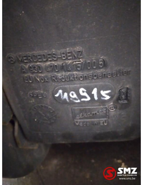 Mercedes-Benz Occ AdBluetank 95L Mercedes - מערכת דלק עבור משאית: תמונה 4 Mercedes-Benz Occ AdBluetank 95L Mercedes - מערכת דלק עבור משאית: תמונה 4