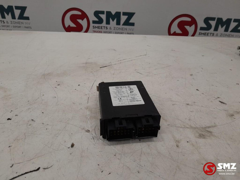 Mercedes-Benz Occ besturingseenheid Mercedes Actros MP4 A0004461 - ECU עבור משאית: תמונה 1 Mercedes-Benz Occ besturingseenheid Mercedes Actros MP4 A0004461 - ECU עבור משאית: תמונה 1
