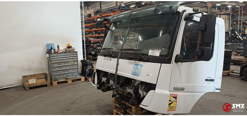 Mercedes-Benz Occ cabine Mercedes - תא ופנים הרכב עבור משאית: תמונה 1 Mercedes-Benz Occ cabine Mercedes - תא ופנים הרכב עבור משאית: תמונה 1