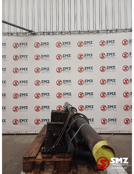 Mercedes-Benz Occ hydraulische uitschuifbare achterbumper Merced - מסגרת/ שלדה עבור משאית: תמונה 3 Mercedes-Benz Occ hydraulische uitschuifbare achterbumper Merced - מסגרת/ שלדה עבור משאית: תמונה 3