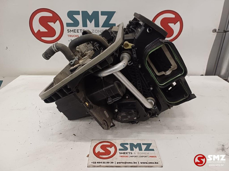 Mercedes-Benz Occ kachelhuis Mercedes - חימום/ אוורור עבור משאית: תמונה 4 Mercedes-Benz Occ kachelhuis Mercedes - חימום/ אוורור עבור משאית: תמונה 4