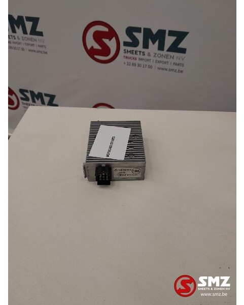 Mercedes-Benz Occ omvormer besturingseenheid 24V/12V 18A MP4 Mer - מערכת חשמל עבור משאית: תמונה 1 Mercedes-Benz Occ omvormer besturingseenheid 24V/12V 18A MP4 Mer - מערכת חשמל עבור משאית: תמונה 1