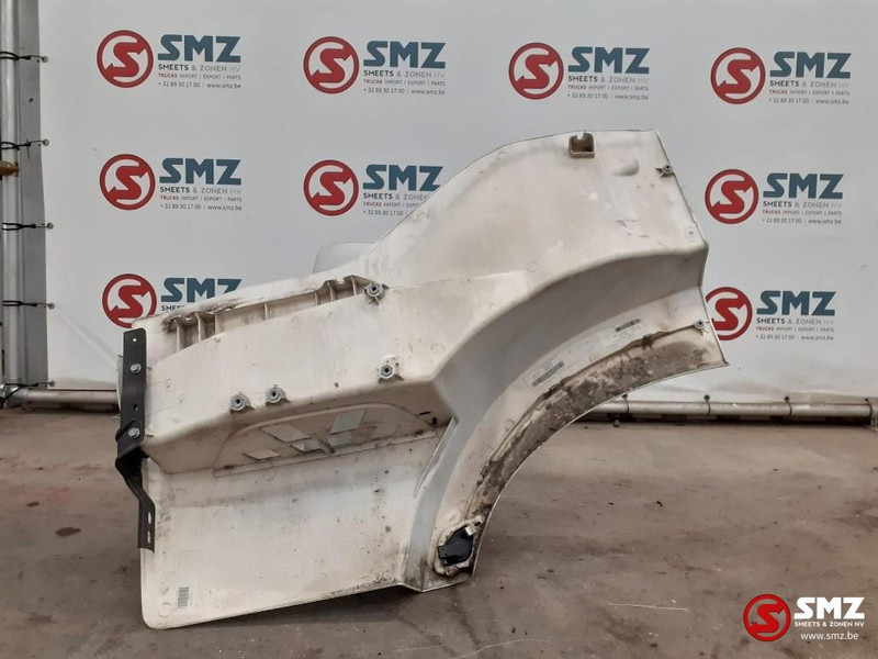Mercedes-Benz Occ opstapbak rechts Mercedes - תא ופנים הרכב עבור משאית: תמונה 2 Mercedes-Benz Occ opstapbak rechts Mercedes - תא ופנים הרכב עבור משאית: תמונה 2