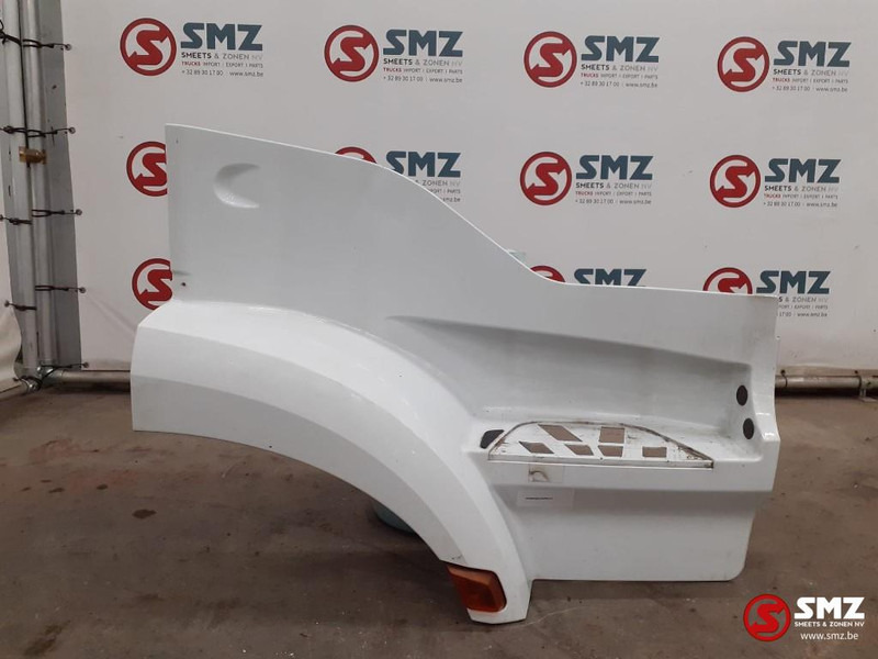 Mercedes-Benz Occ opstapbak rechts Mercedes - תא ופנים הרכב עבור משאית: תמונה 1 Mercedes-Benz Occ opstapbak rechts Mercedes - תא ופנים הרכב עבור משאית: תמונה 1