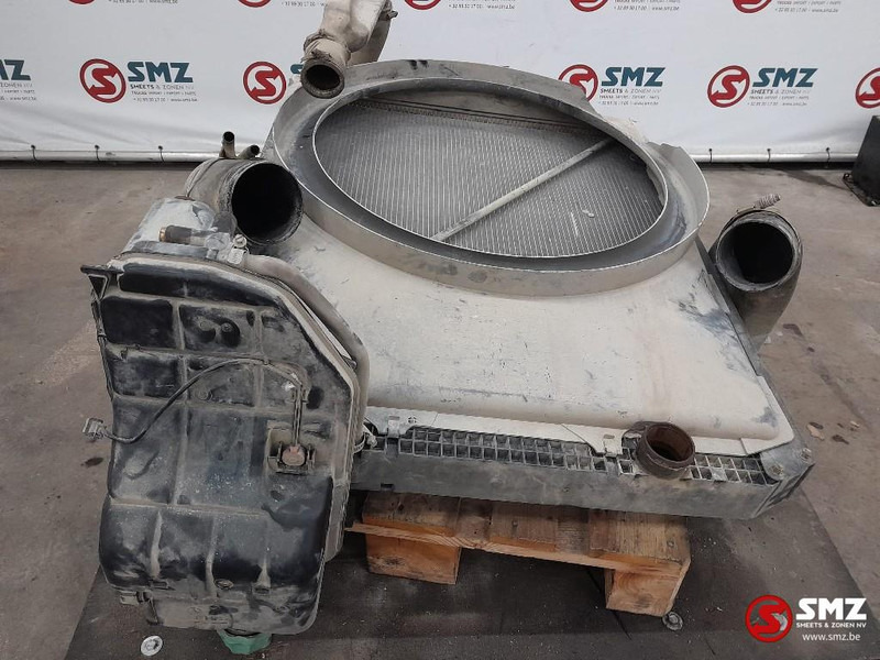 Mercedes-Benz Occ radiator + intercooler + koelvloeistofreservoi - רדיאטור עבור משאית: תמונה 4 Mercedes-Benz Occ radiator + intercooler + koelvloeistofreservoi - רדיאטור עבור משאית: תמונה 4