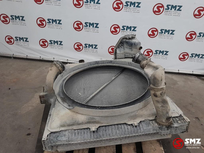 Mercedes-Benz Occ radiator + intercooler + koelvloeistofreservoi - רדיאטור עבור משאית: תמונה 2 Mercedes-Benz Occ radiator + intercooler + koelvloeistofreservoi - רדיאטור עבור משאית: תמונה 2