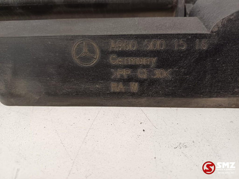 Mercedes-Benz Occ radiatorrooster Mercedes - רדיאטור עבור משאית: תמונה 3 Mercedes-Benz Occ radiatorrooster Mercedes - רדיאטור עבור משאית: תמונה 3