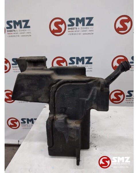 Mercedes-Benz Occ ruitenwisservloeistoftank Mercedes Actros MP4 - מגב עבור משאית: תמונה 2 Mercedes-Benz Occ ruitenwisservloeistoftank Mercedes Actros MP4 - מגב עבור משאית: תמונה 2