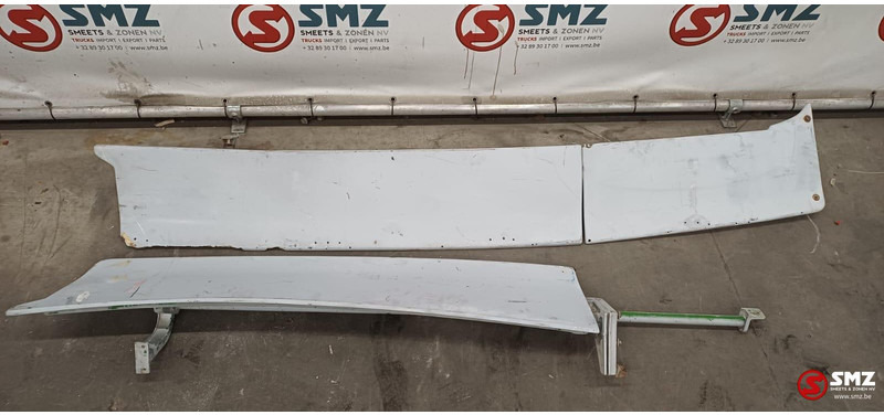 Mercedes-Benz Occ set cabinespoilers links + rechts Mercedes SK - אווירודינמיקה/ ספוילר עבור משאית: תמונה 1 Mercedes-Benz Occ set cabinespoilers links + rechts Mercedes SK - אווירודינמיקה/ ספוילר עבור משאית: תמונה 1