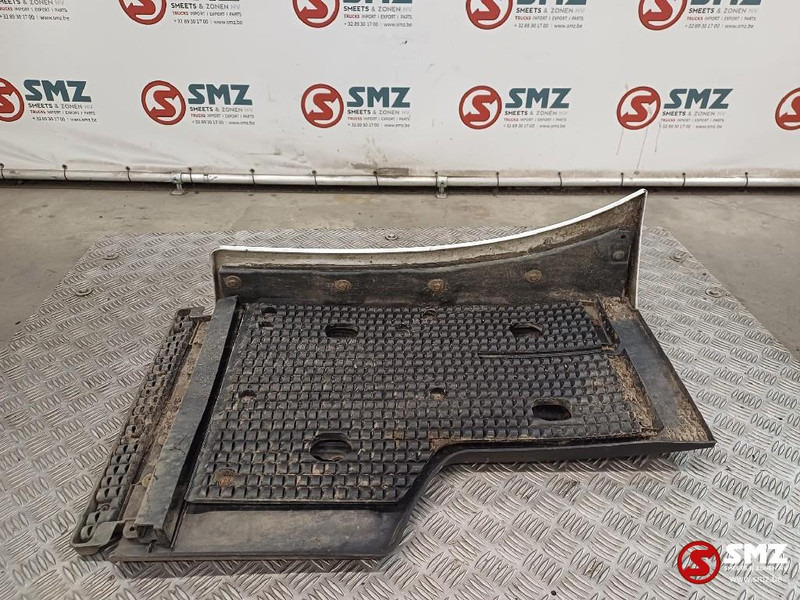 Mercedes-Benz Occ spatbord rechtsvooraan Mercedes - גוף וחלק חיצוני עבור משאית: תמונה 4 Mercedes-Benz Occ spatbord rechtsvooraan Mercedes - גוף וחלק חיצוני עבור משאית: תמונה 4