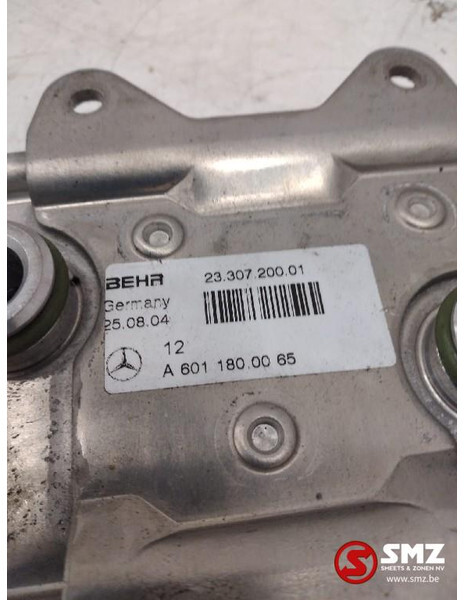Mercedes-Benz Oliekoeler mercedes sprinter w901-904 w638 w202 w2 - מנוע וחלקים עבור משאית: תמונה 3 Mercedes-Benz Oliekoeler mercedes sprinter w901-904 w638 w202 w2 - מנוע וחלקים עבור משאית: תמונה 3