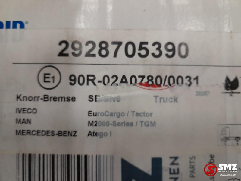 Mercedes-Benz Remblokkenset Mercedes - רפידות בלימה עבור משאית: תמונה 4 Mercedes-Benz Remblokkenset Mercedes - רפידות בלימה עבור משאית: תמונה 4