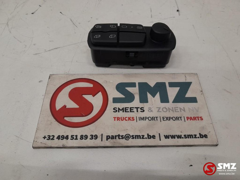 Mercedes-Benz Set van 3 raamopener schakelaar bestuurderszij - מערכת חשמל עבור משאית: תמונה 3 Mercedes-Benz Set van 3 raamopener schakelaar bestuurderszij - מערכת חשמל עבור משאית: תמונה 3