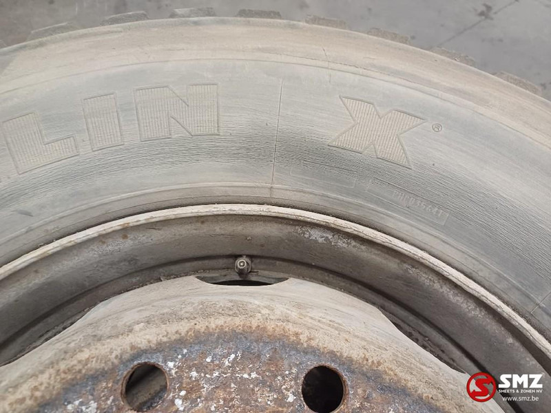 Michelin Occ vrachtwagenband 315/80R22.5 156/150 Michelin - צמיג עבור משאית: תמונה 4 Michelin Occ vrachtwagenband 315/80R22.5 156/150 Michelin - צמיג עבור משאית: תמונה 4