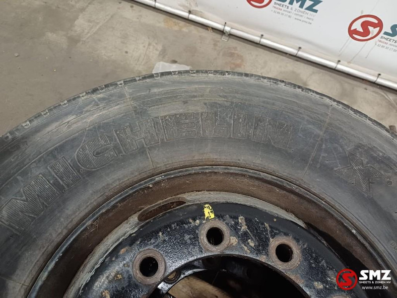 Michelin Occ vrachtwagenband 315/80R22.5 156/150L Michelin - צמיג עבור משאית: תמונה 2 Michelin Occ vrachtwagenband 315/80R22.5 156/150L Michelin - צמיג עבור משאית: תמונה 2